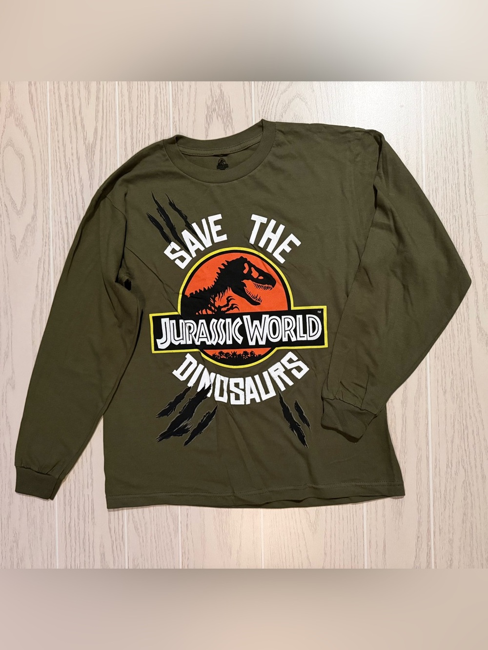 Jurassic World Boys L Green Dinosaur T-Rex Long Sleeve Graphic Tee NWOT